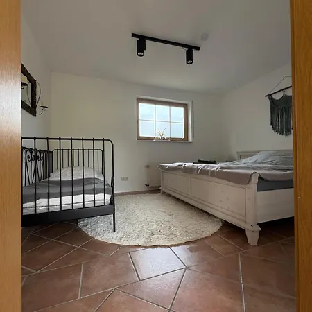 Апартаменты Kotteme Bude! Kottenborn